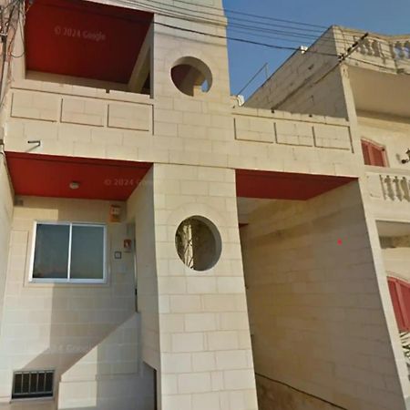 Luqa Premium Rooms Buitenkant foto